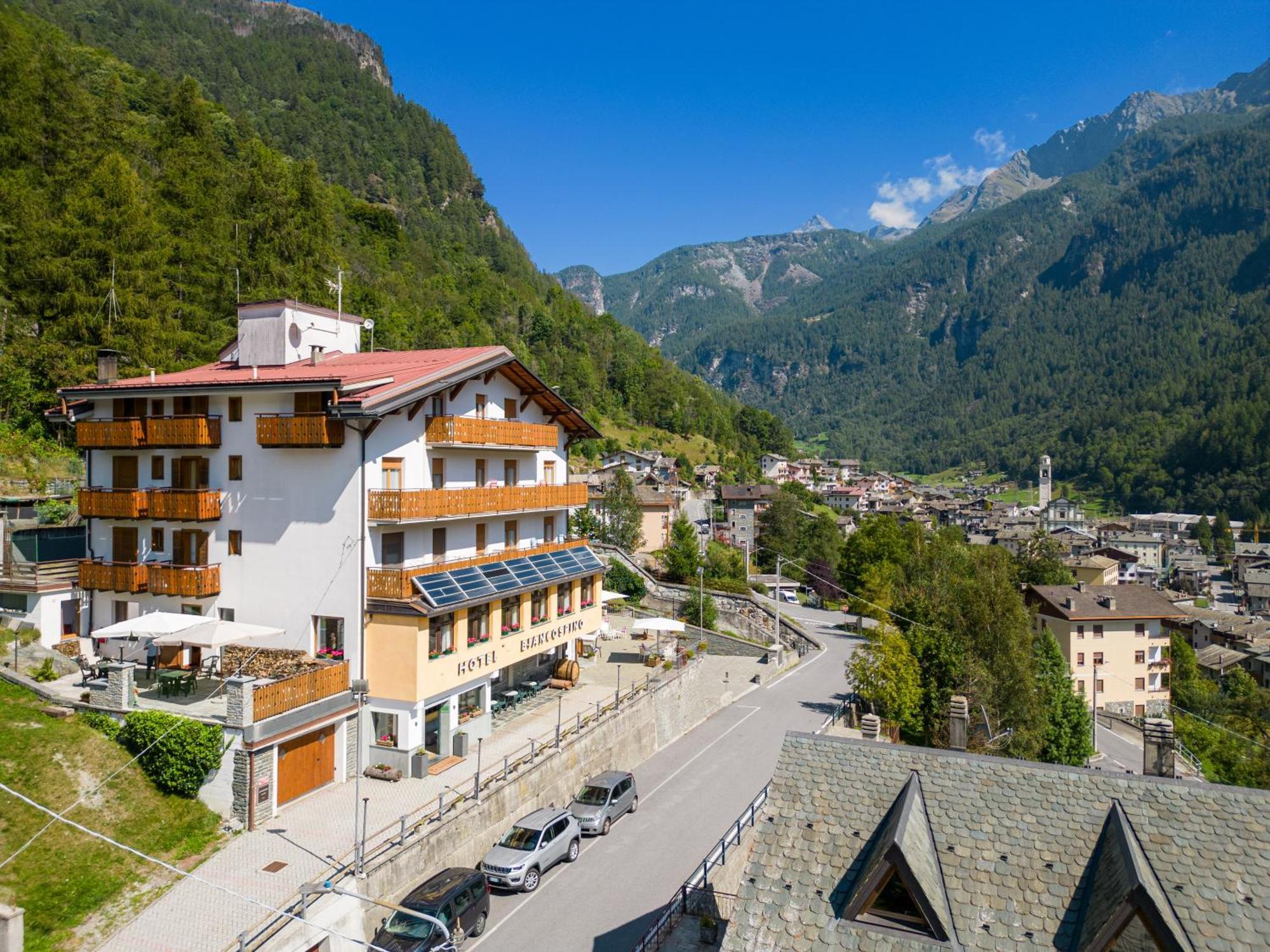 Hotel Biancospino Lanzada 外观 照片